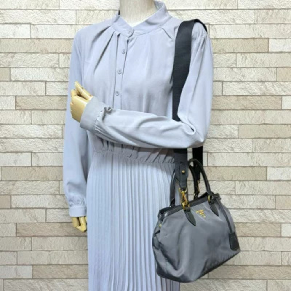 Prada Shoulder Bag Gray - Picture 2 of 8
